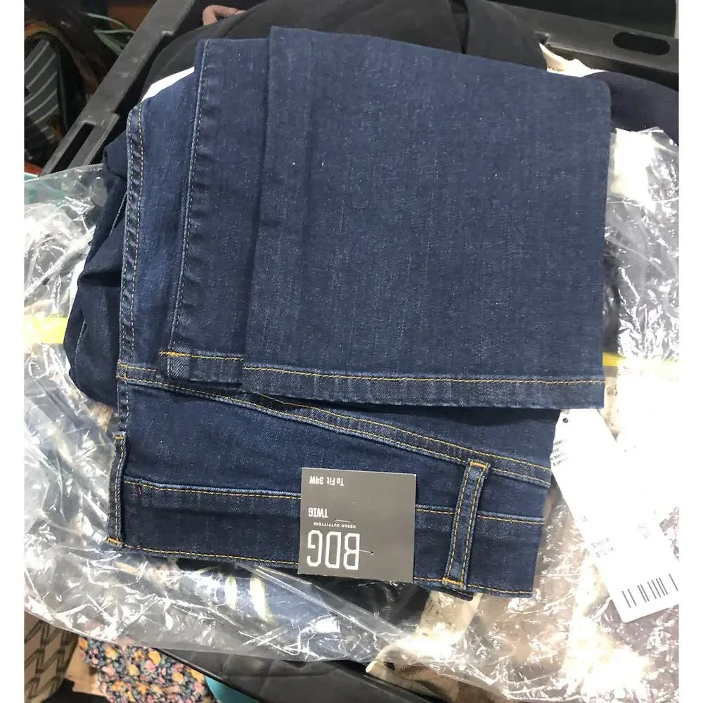 BDG nwt buckle